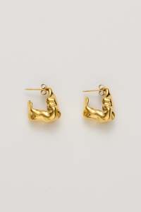 Accessories: LUCA EARRING - GOLD