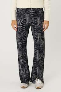 WILMA PANTS - BLACK BANDANA