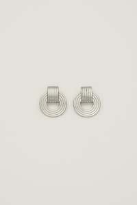 Accessories: TRISH EARRINGS - SILVER