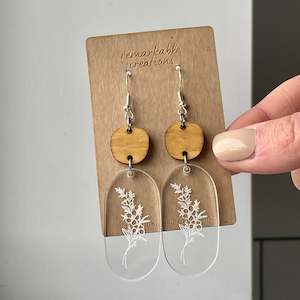 Layla Floral Earrings