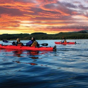 Evening Guided Hot Pool Kayak- 1 person