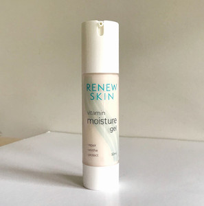 Products: Vitamin Moisture Gel. 30ml Renew Skin