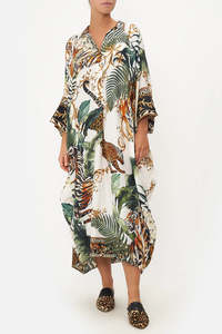 Camilla 1: CAMILLA "Tiger Trap "Bat Wing Kaftan