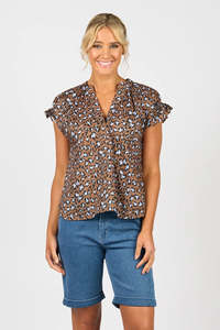 VASSALLI "Nala" Drop Shoulder Top