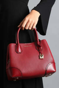 Accessories: MICHAEL KORS "Mercer" Gallery Tote