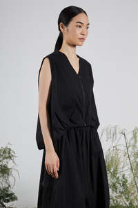 THE FORM "Bubble" Zip Vest