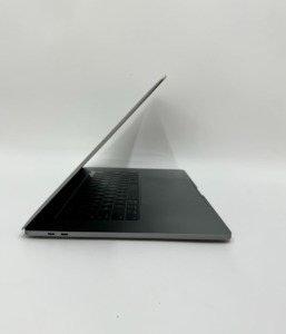 Apple MacBook Pro 15” 2017