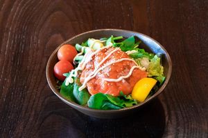 Sashimi Salmon & Avocado(Only available with Rice Donburi(+$2))