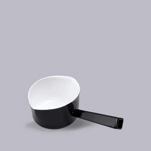 Homeware: Noda Horo | Nomaku Milk Pan | 1L | Black