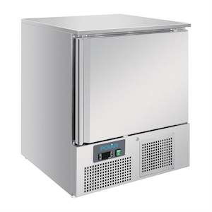 Under Bench Fridge: Polar U-Series Undercounter Fridge 140Ltr UA010-A