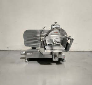 Yasaki HBS-300C Meat Slicer - 907655