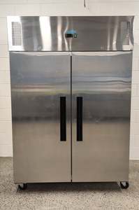 Polar: Polar DL895-A 2 Door Upright Chiller - 871223