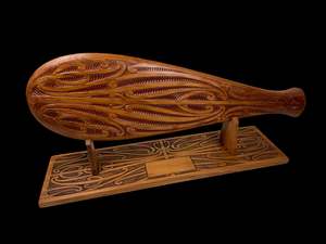 Products: Maori Patu - Kowhaiwhai Unaunahi - Carved Native NZ Rimu - 360mm w/Stand