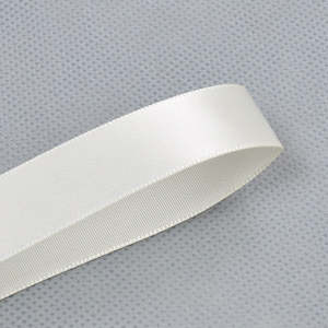 Candlelight satin ribbon: Candlelight