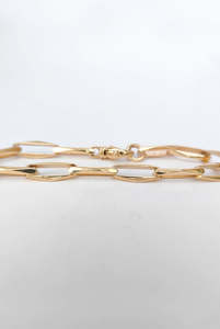 Yellow Gold faceted paperclip bracelet