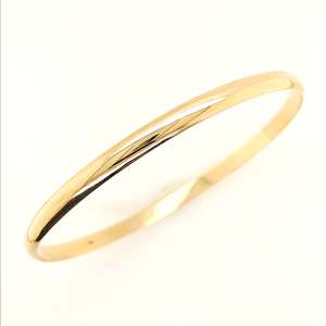 Bangles And Bracelets: 9ct Yellow Gold Bangle