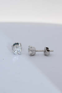 Earrings: Lab-grown 1.00ct diamond studs