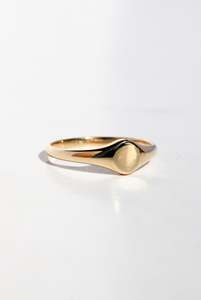 9ct Yellow Gold Mini Signet Ring