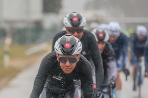 Helmets 2: Polisport Aero‑R – Large Cycling Helmet (Black Matte / White Glossy / Grey, 58–61 cm)