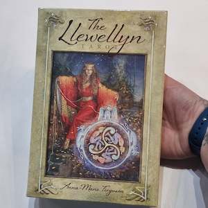 Tarot Cards: The Llewellyn Tarot Set