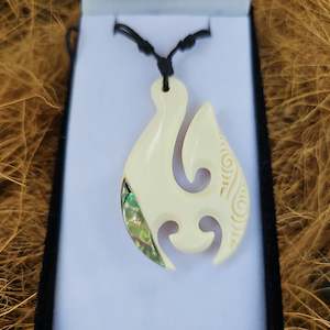 New Zealand Jewellery: Handcarved Large Bone Carving Pendant with Paua