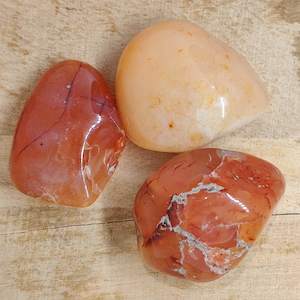 Balance Your Root Chakra: Carnelian Tumbled Crystal (2-3cm)
