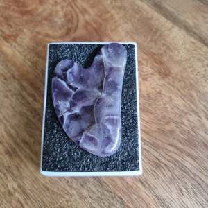 Gifts For The Wellness Guru: Gua Sha - Amethyst