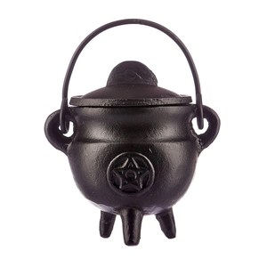 Pentacle Cast Iron Cauldron RivendellWorld