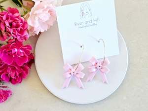 Hearts: Hearts Collection Pink Bow Hoops
