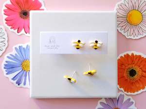 Studs: Girls Bee Studs