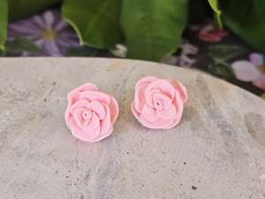 Cammellia Studs Light Pink