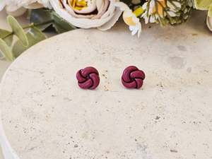 Studs: Daily Colour Burgundy Studs