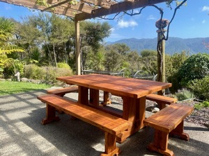 Products: Rustic Table & Bench Seats : Pouto Edition River Rustics