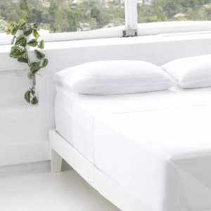 Manchester: Mazon Sheet Set SuperKing Wh 50cm