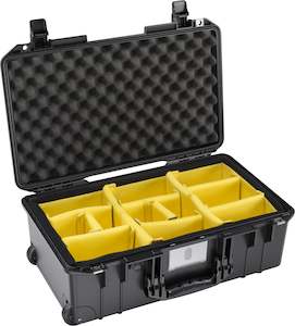 Air Case: Pelican 1535 Air Case with Padded Divider (BLACK)