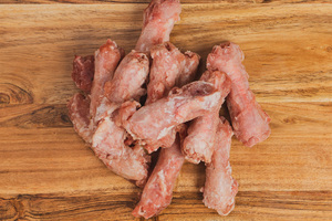 Products: Chicken Necks for Cats and Dogs Raw Dog Food Roar Pet Food