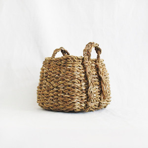 Products: Seagrass Basket - Small robyn-buis