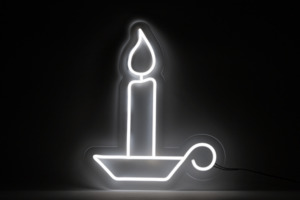 Products: Candle in Holder