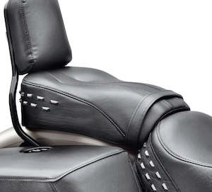 Seats Backrests: Sundowner Passenger Pillion - Heritage Softail Styling