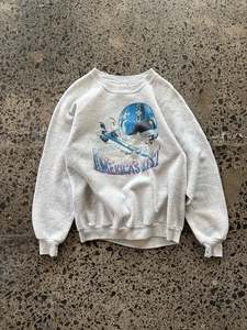 Hoodies: 'Americas Best' Graphic Crewneck - L