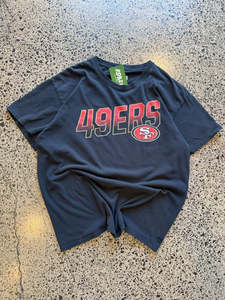 Thursday Drops: San Francisco 49ers Black Graphic Tee – Size L