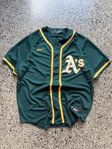 Nike: Nike Oakland Athletics MLB Jersey - Large