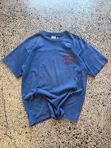 L: 90's 'Gotcha' Surf T-Shirt - L