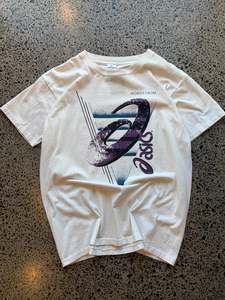 90's Asics Graphic Tee - L