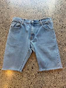 Levi Denim Jorts - 32W (M)