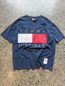90's Tommy Hilfiger Flag T-Shirt - XL