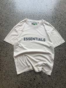 Thursday Drops: Fear Of God Essentials T-Shirt - M