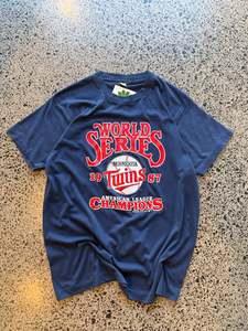 Hottest Items Right Now: 1980's Minnesota Twins World Series Baseball Tee - XL
