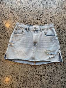 Light Wash Blue Denim Mini Skirt - S