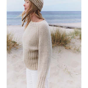 2 Ply Pattern: Setasuri – Womens Pullover (253) 2 Ply Lace